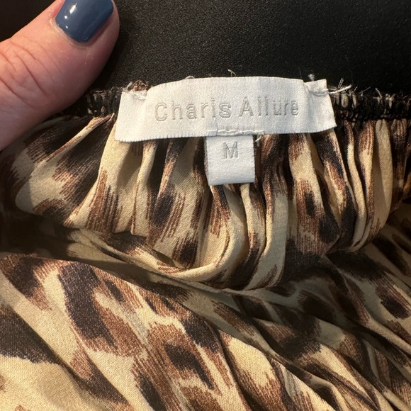 Leopard print midcalf skirt. - Picture 3 of 6